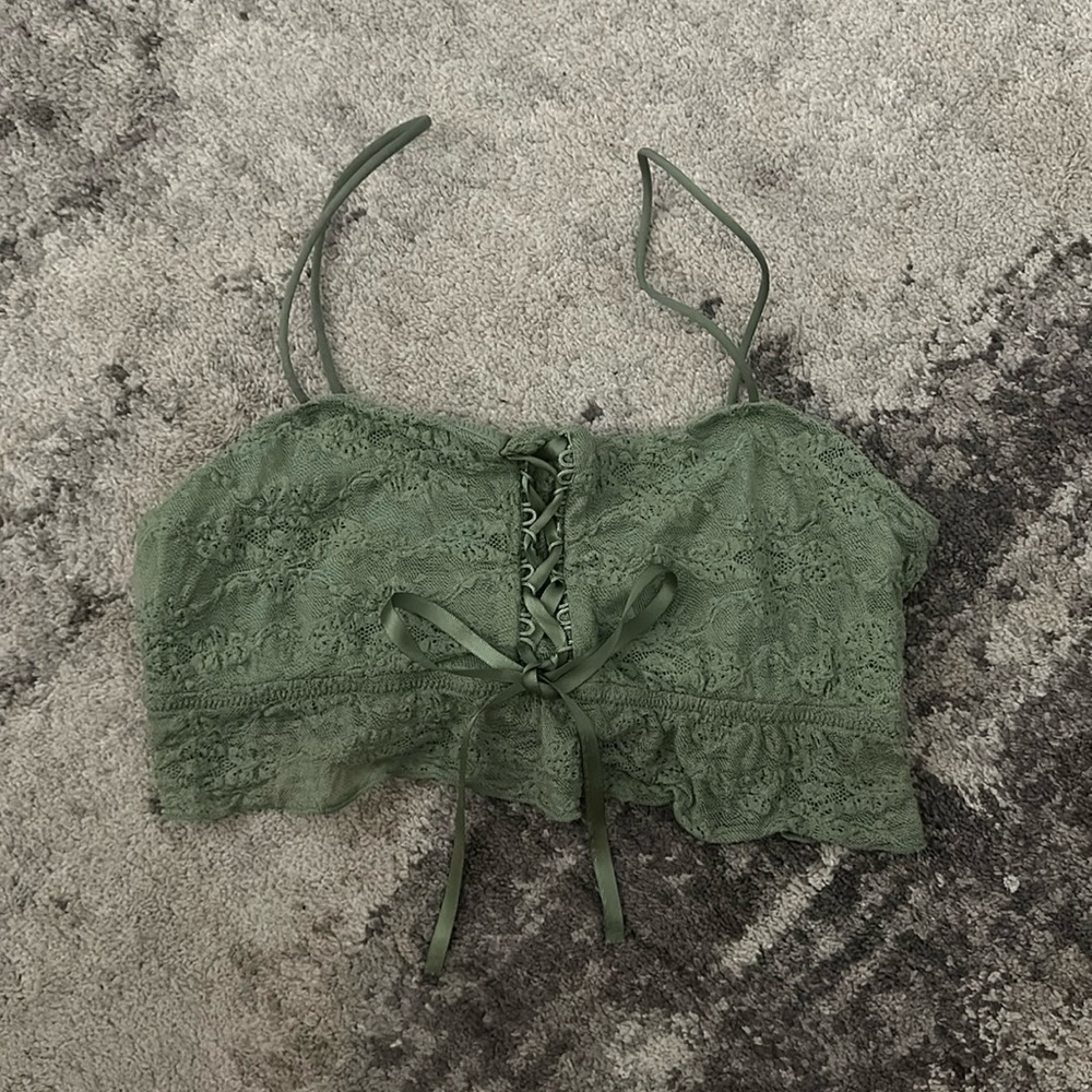 Green Colsie Lace Top